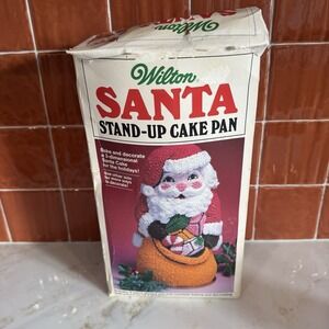 NOS Vintage Wilton Santa Clause 3D Stand Up Cake Mold Metal Vintage 1985 Retro